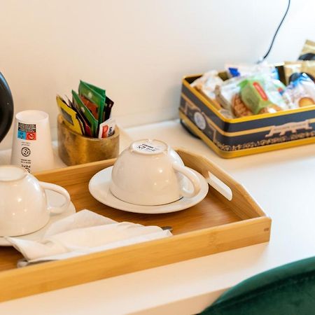 Mama House Hotell Milano Eksteriør bilde