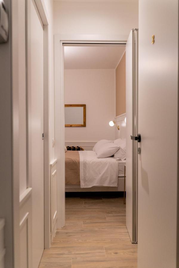 Mama House Hotell Milano Eksteriør bilde